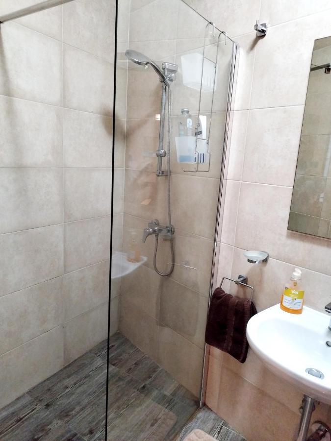 Large And Modern Apartment In The Centre Of Malta Моста Экстерьер фото
