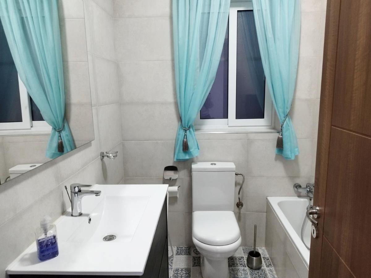 Large And Modern Apartment In The Centre Of Malta Моста Экстерьер фото