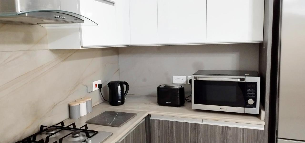 Large And Modern Apartment In The Centre Of Malta Моста Экстерьер фото