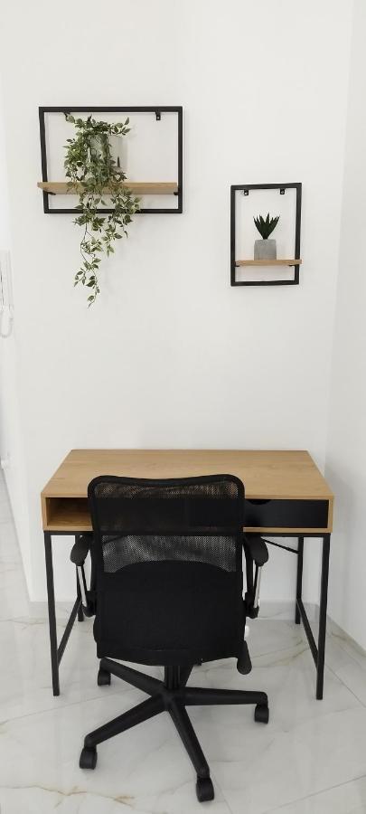 Large And Modern Apartment In The Centre Of Malta Моста Экстерьер фото