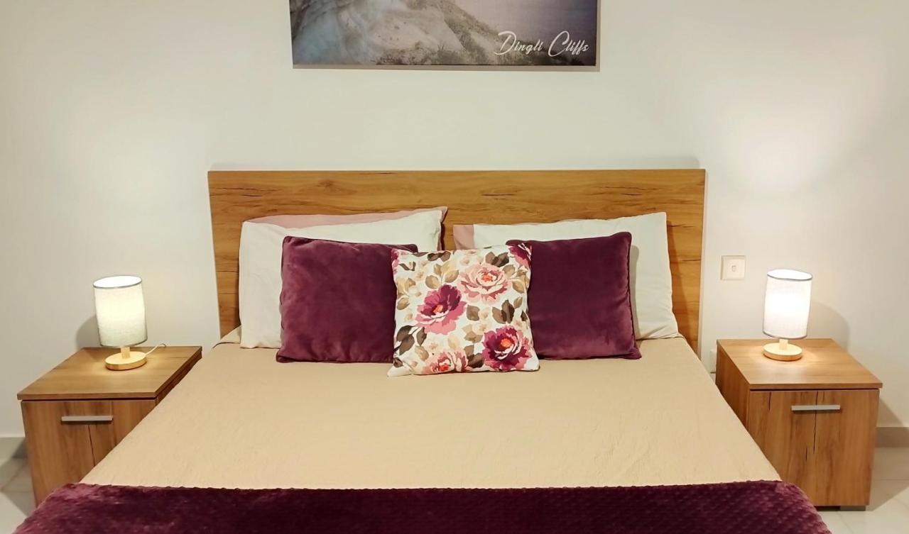 Large And Modern Apartment In The Centre Of Malta Моста Экстерьер фото